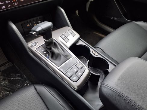 New 2026 Kia Sportage SX FWD image 9