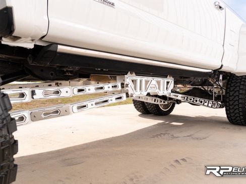 Used 2022 Ford F450 Limited w/ FX4 Off-Road Package image 35