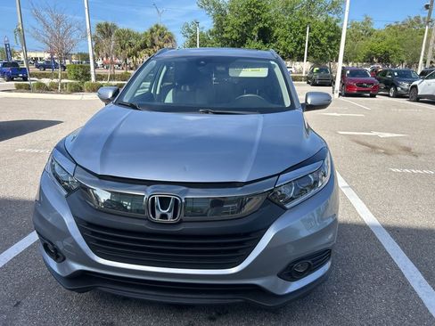 Used 2021 Honda HR-V EX image 3
