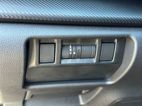 Certified 2024 Subaru Crosstrek 2.0i Premium image 17