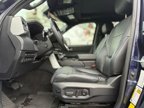 Used 2023 Toyota Tundra Platinum image 12