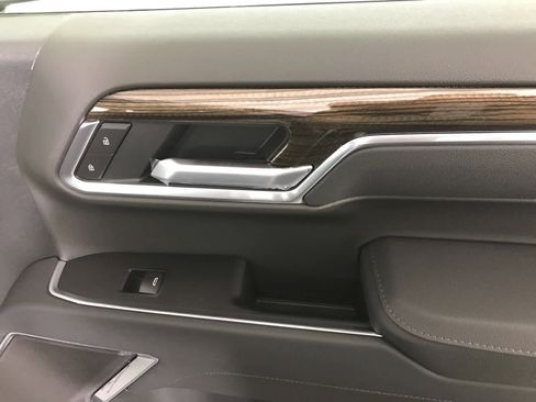 New 2026 Chevrolet Silverado 1500 LT image 19