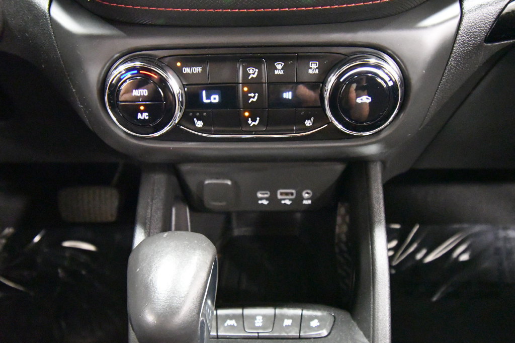 Used 2021 Chevrolet TrailBlazer RS w/ Convenience Package FWD image 25