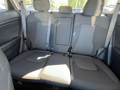 Used 2024 Kia Sportage LX image 38