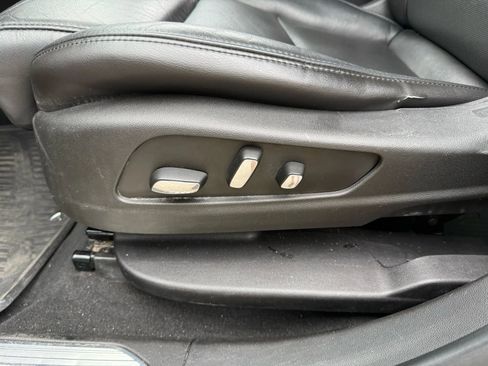 Used 2017 Cadillac XT5 Luxury w/ Driver Awareness Package image 20