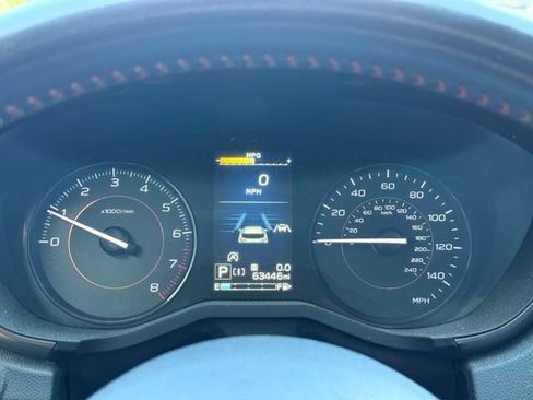 Used 2020 Subaru Crosstrek 2.0i Premium w/ Moonroof Package 2 AWD/4WD image 33