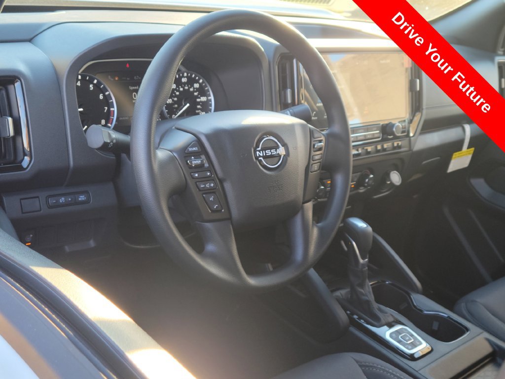 Used 2026 Nissan Frontier SV w/ SV Convenience Package RWD image 6