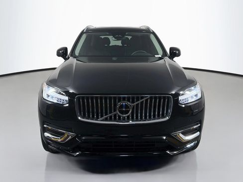 Certified 2024 Volvo XC90 B5 Plus w/ Protection Package Premier AWD/4WD image 2