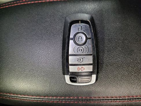 Used 2023 Ford Escape ST-Line image 32