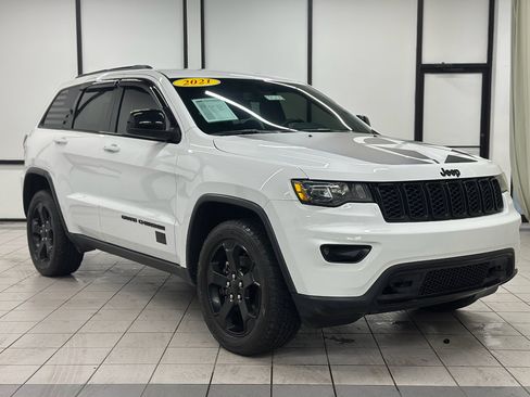 Used 2021 Jeep Grand Cherokee Freedom Edition image 1
