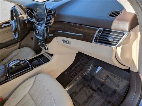 Used 2016 Mercedes-Benz GLE 300d 4MATIC image 25