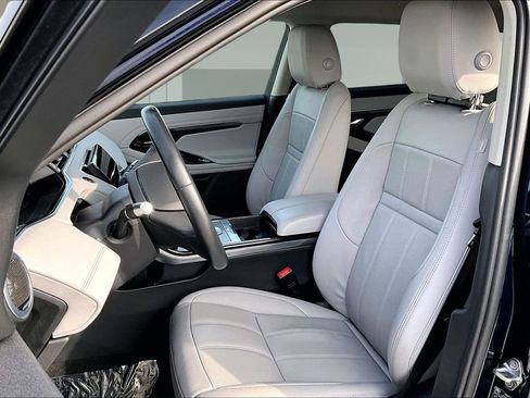 Used 2022 Land Rover Range Rover Evoque SE image 19