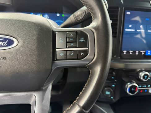 Used 2025 Ford F550 4x4 Crew Cab Super Duty image 32