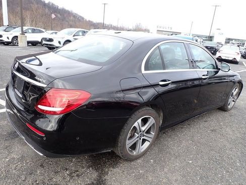 Used 2019 Mercedes-Benz E 300 4MATIC image 5