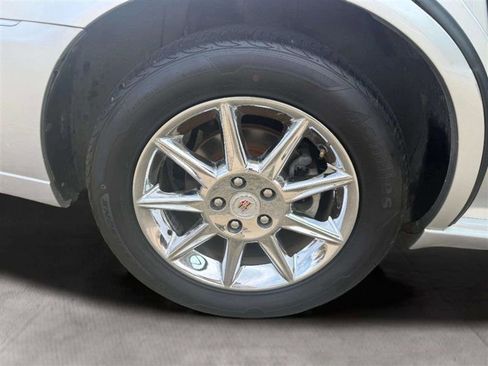 Used 2011 Cadillac DTS Luxury image 19