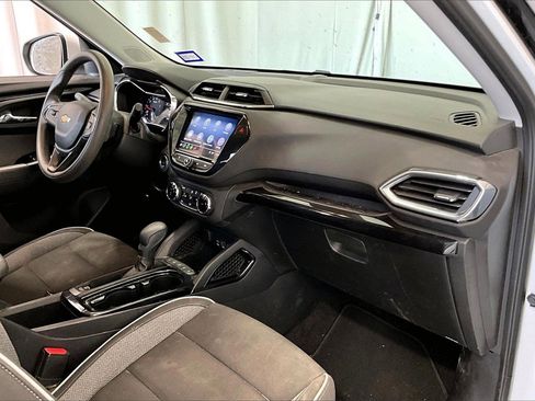 Used 2021 Chevrolet TrailBlazer LT w/ Convenience Package image 28