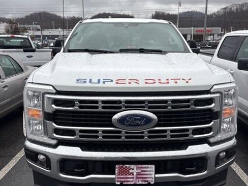 Used 2024 Ford F250 XLT w/ FX4 Off-Road Package image 2