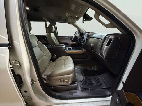 Used 2014 Chevrolet Silverado 1500 LTZ image 28