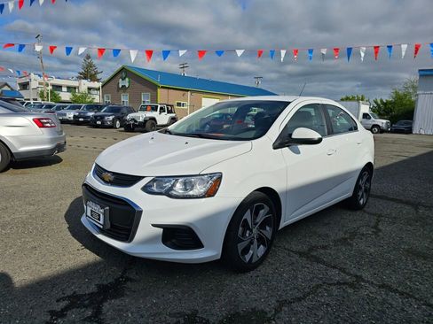 Used 2019 Chevrolet Sonic Premier image 3