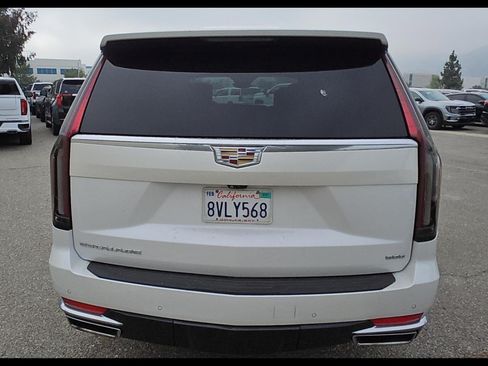 Used 2021 Cadillac Escalade Premium Luxury Platinum RWD image 15