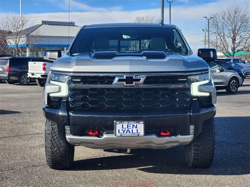 Used 2023 Chevrolet Silverado 1500 ZR2 w/ Technology Package image 5
