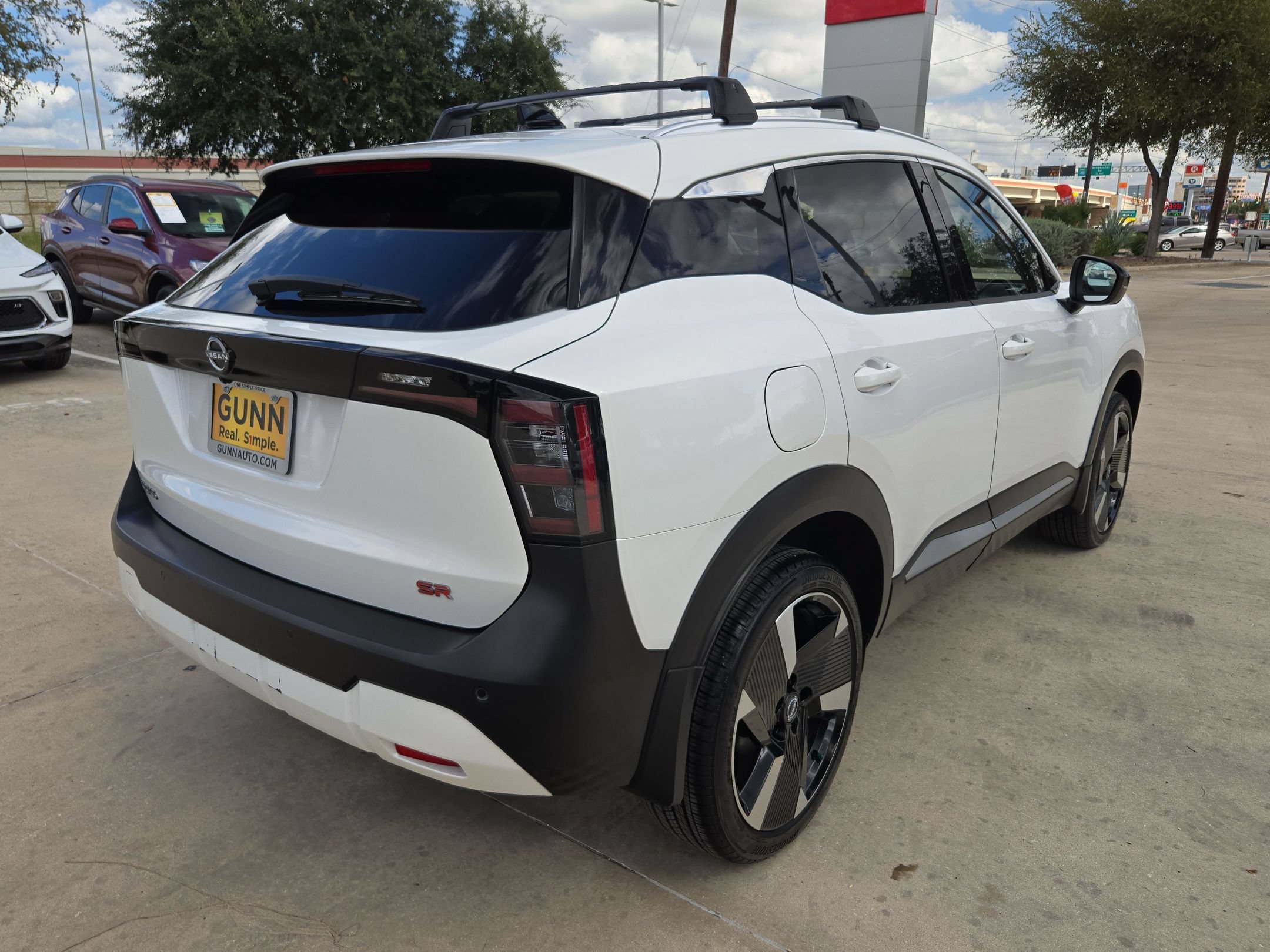 Certified 2026 Nissan Kicks SR w/ Cold Weather Package FWD image 3