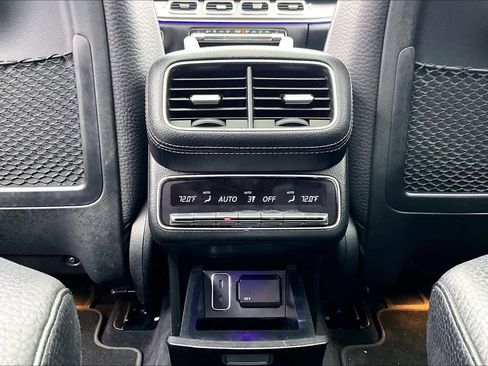 Used 2023 Mercedes-Benz GLS 450 4MATIC image 31