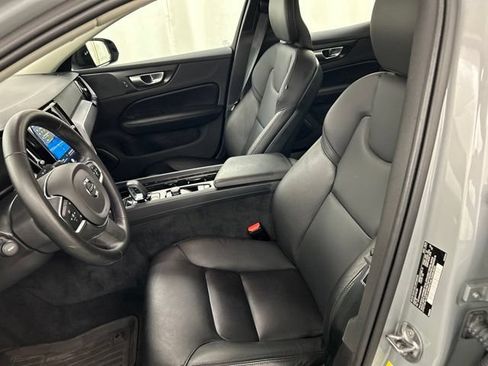 Used 2025 Volvo S60 B5 Core FWD image 6