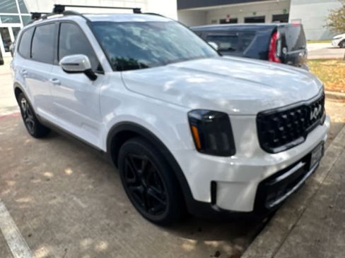 Certified 2024 Kia Telluride SX X-Line AWD/4WD image 3