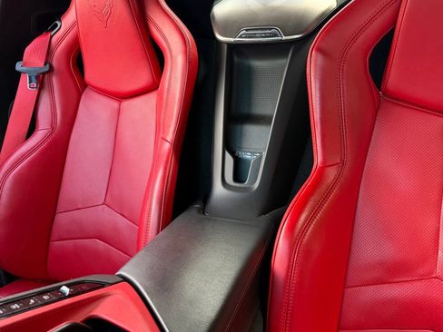 Used 2022 Chevrolet Corvette Stingray Preferred Conv w/ 2LT RWD image 43