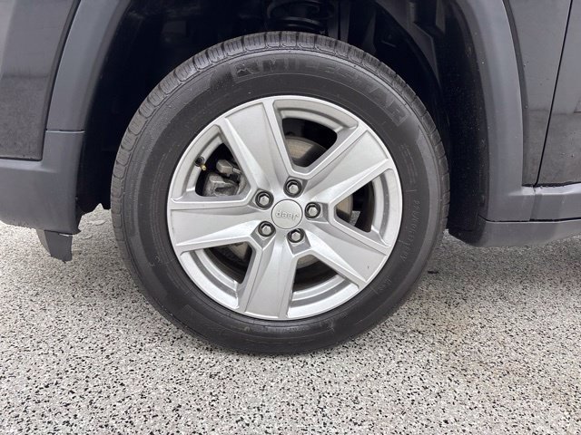 Used 2022 Jeep Compass Latitude AWD/4WD image 6