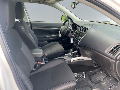 Used 2014 Mitsubishi Outlander Sport ES AWD/4WD image 19