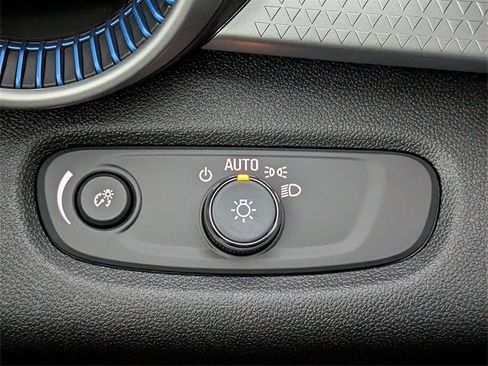 New 2026 Chevrolet Trax LS image 24