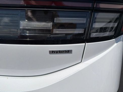 New 2026 Hyundai Sonata Limited FWD image 11