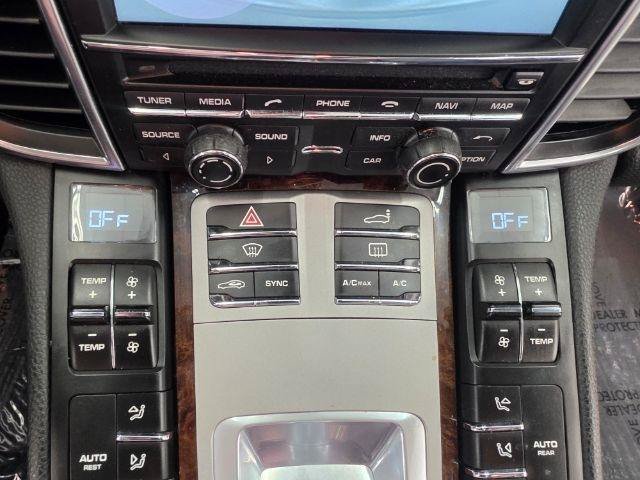 Used 2015 Porsche Panamera w/ Premium Package Plus RWD image 23