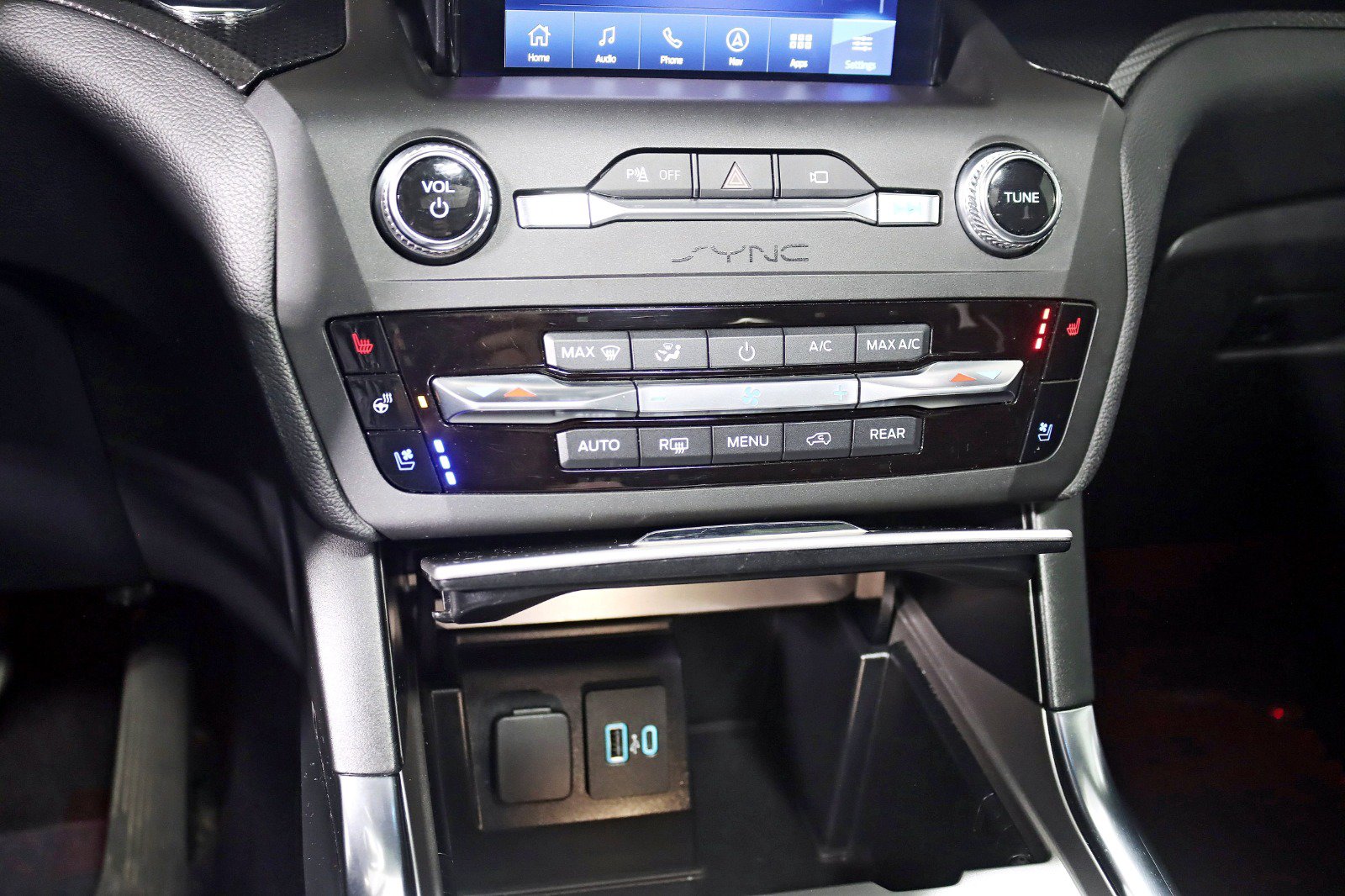 Used 2020 Ford Explorer ST w/ ST Street Pack AWD/4WD image 25
