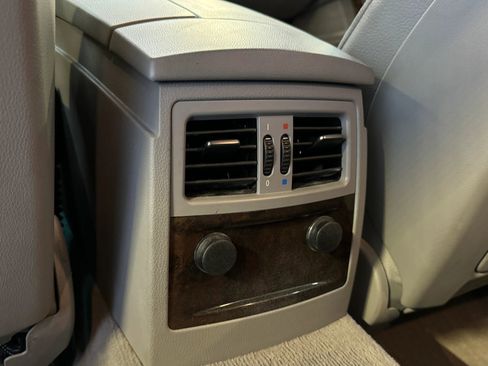 Used 2006 BMW 530xi Wagon image 27