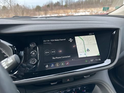 Used 2023 Buick Envision Avenir image 12