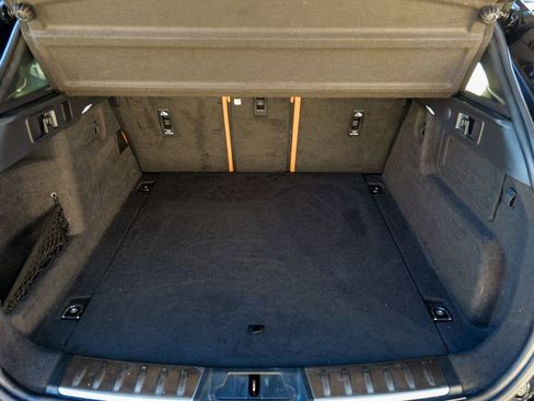 Used 2023 Jaguar F-PACE R-Dynamic S image 58