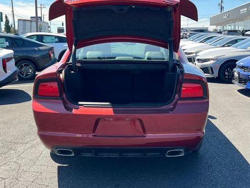 Used 2014 Dodge Charger R/T RWD image 10