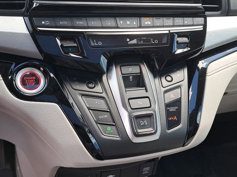 New 2026 Honda Odyssey Touring image 30