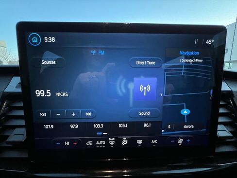 Used 2024 Ford Transit 350 XLT image 21