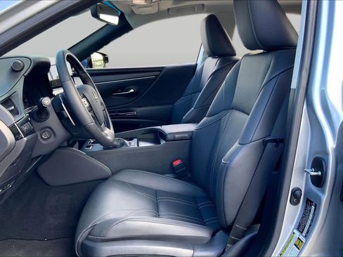 Used 2024 Lexus ES 350 w/ Technology Package FWD image 8