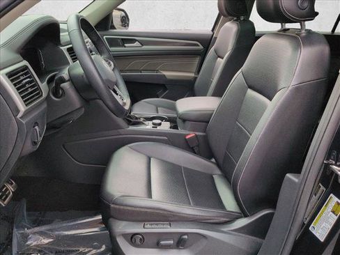 Used 2022 Volkswagen Atlas SEL R-Line image 17