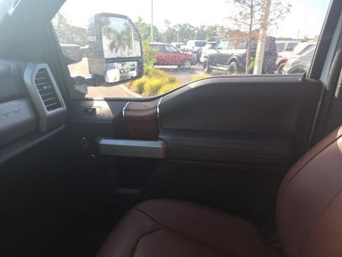 Used 2019 Ford F250 King Ranch w/ King Ranch Ultimate Package AWD/4WD image 12