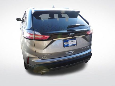 Used 2020 Ford Edge Titanium image 12