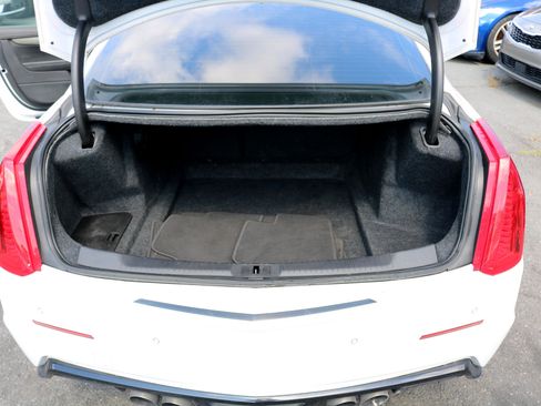 Used 2017 Cadillac ATS V w/ Luxury Package image 34