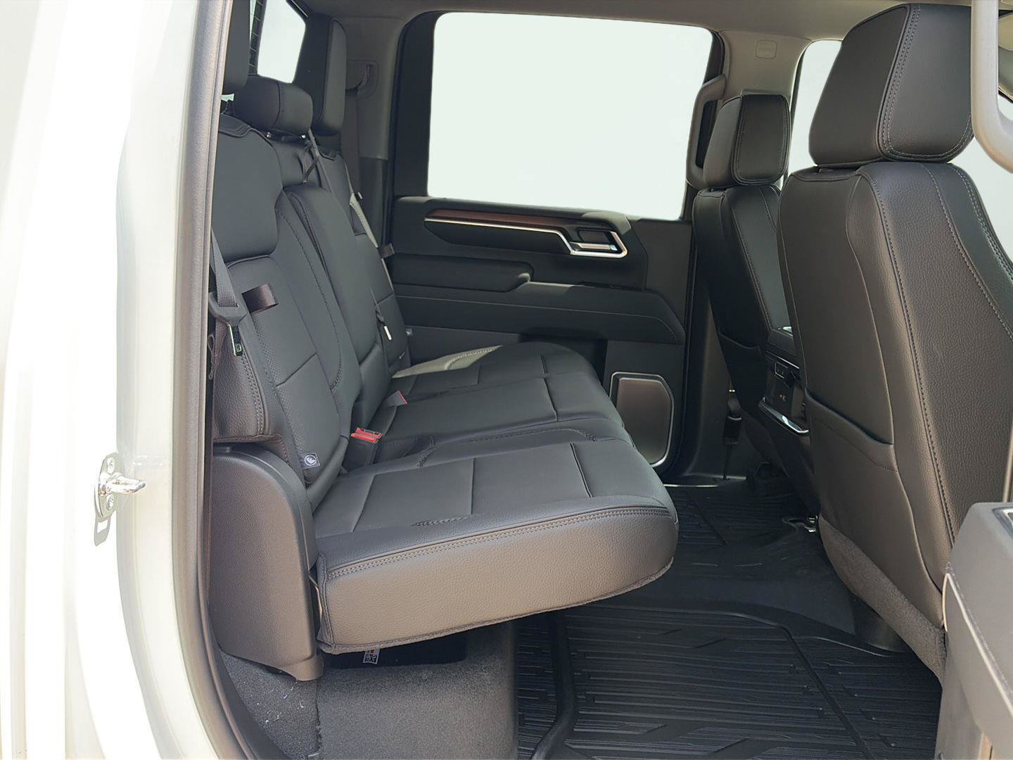 New 2026 GMC Sierra 3500 Denali AWD/4WD image 6
