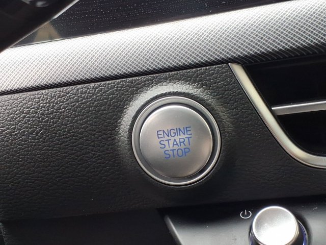 Used 2025 Hyundai Sonata SEL FWD image 11