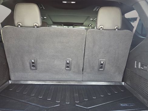 Used 2022 Chevrolet Tahoe RST w/ Luxury Package image 14